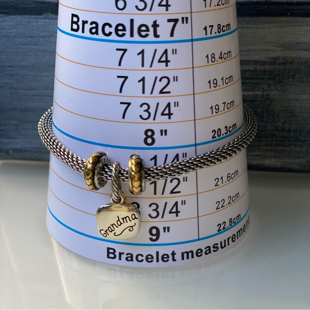 NWOT BRIGHTON "World's Best Grandma" Silver & Gold Two-Tone Charm Bracelet 8.25 - Picture 5 of 7